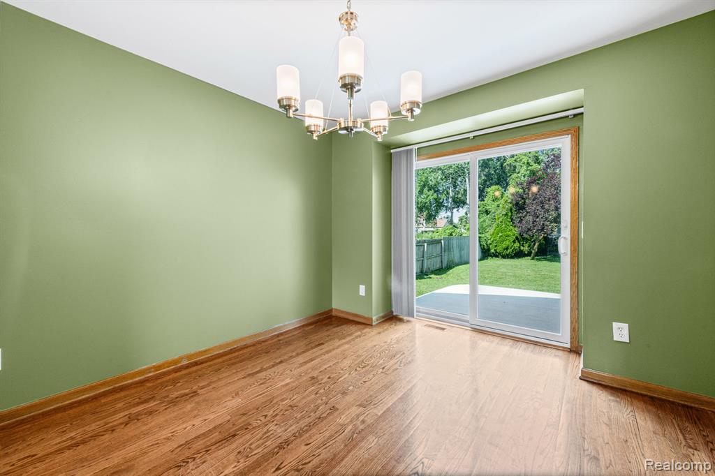 50583 Pembroke Drive, New Baltimore, MI 48047 — Photo 7