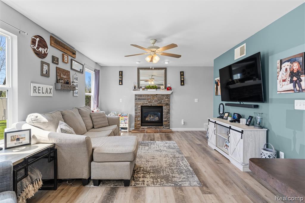 4357 Drake Drive, Swartz Creek, MI 48473 — Photo 14
