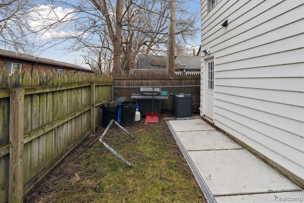 444 S WILLIAM Street, Marine, MI — Photo 26