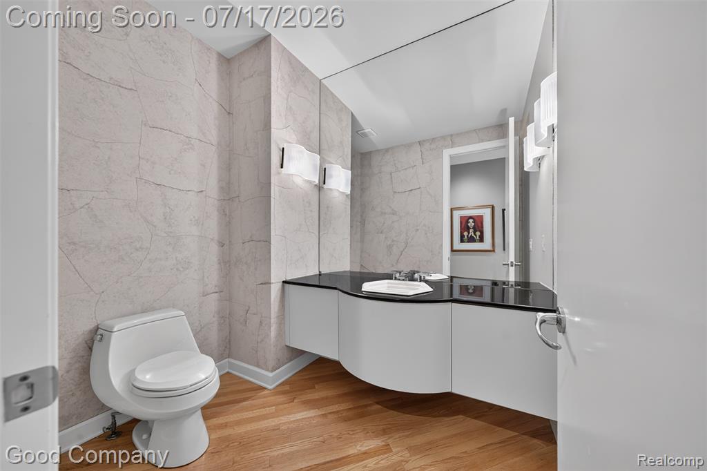 6698 Carlyle Court, West Bloomfield, MI — Photo 20