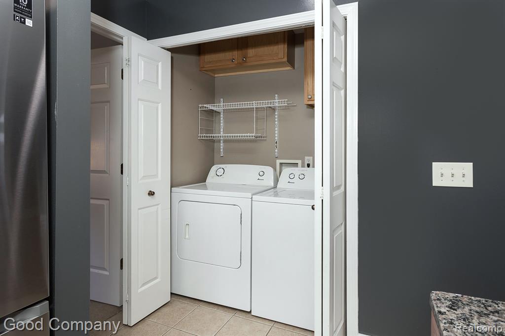 3115 PRIMROSE Lane, Ypsilanti, MI 48197 — Photo 11