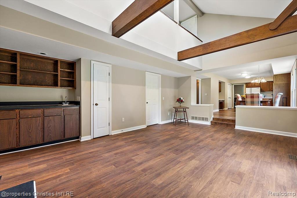 4069 Harbor Vista Drive, Orchard Lake Village, MI 48323 — Photo 23