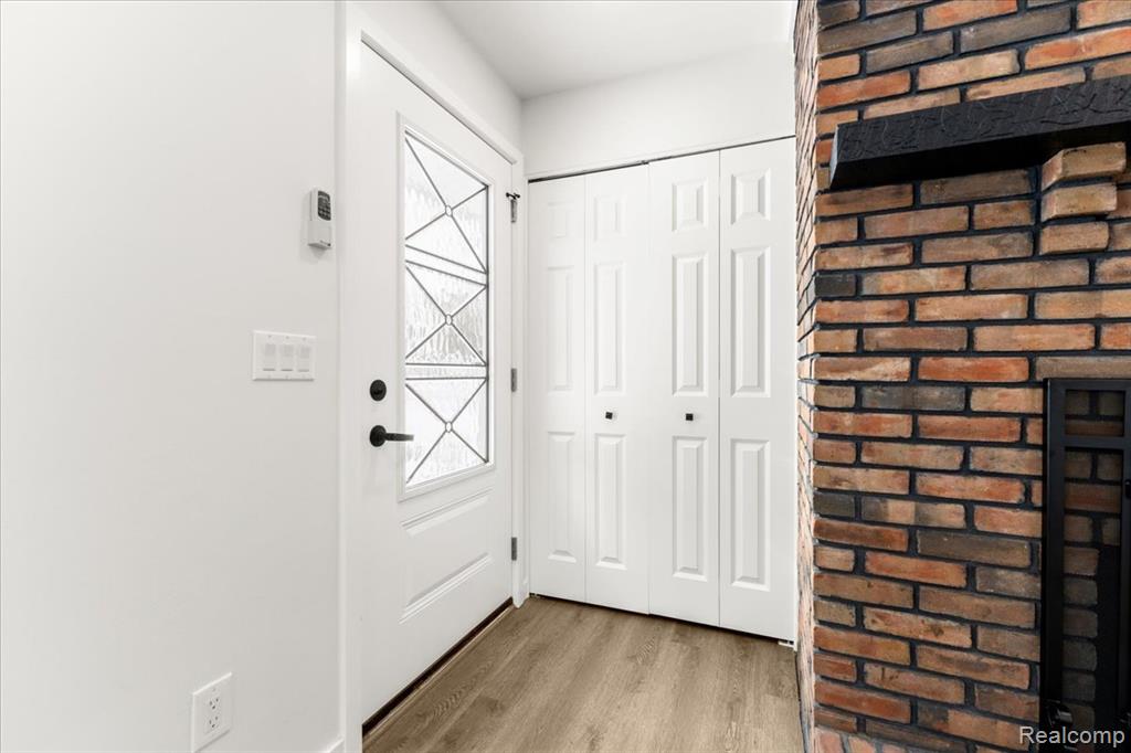 5348 Burgundy Drive, Clarkston, MI — Photo 5