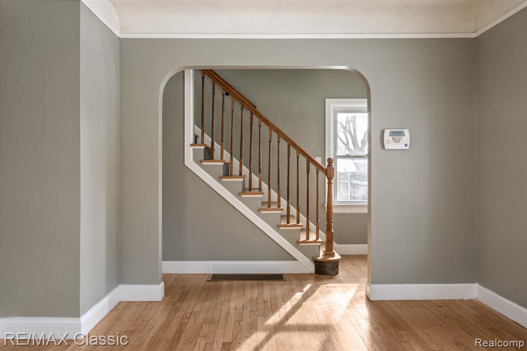 4433 Elizabeth Street, Wayne, MI 48184 — Photo 14