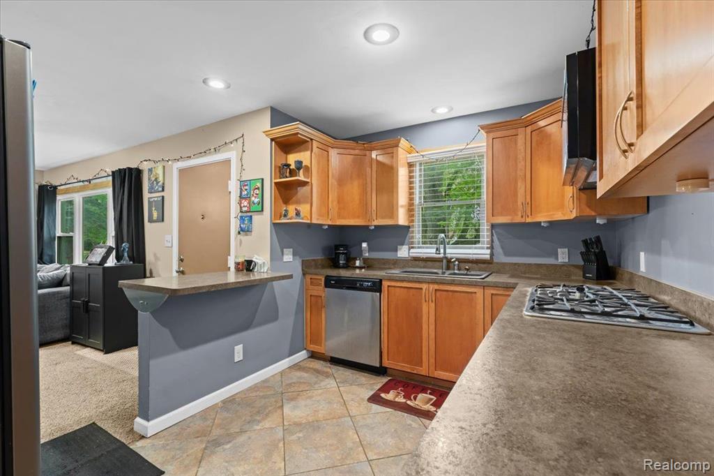 15403 MAXWELL Avenue, Plymouth, MI 48170 — Photo 15