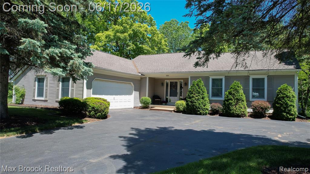 5466 Taylor Lane, Clarkston, MI — Photo 2