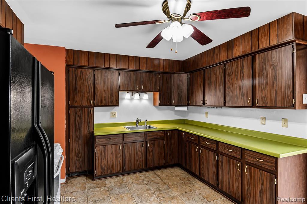 873 Schuman Street, Garden City, MI — Photo 9