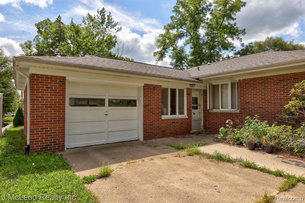 703 W Burnside Street, Caro, MI 48723 — Photo 29