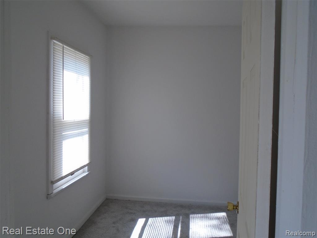 8087 Continental Avenue, Warren, MI 48089 — Photo 4