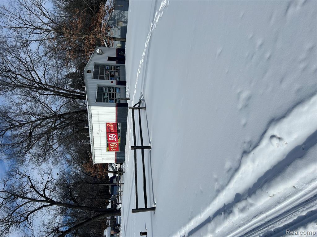 3044 W Houghton Lake Drive, Houghton Lake, MI, 48629