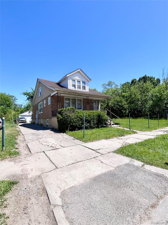 17390 Waltham Street - Photo 2