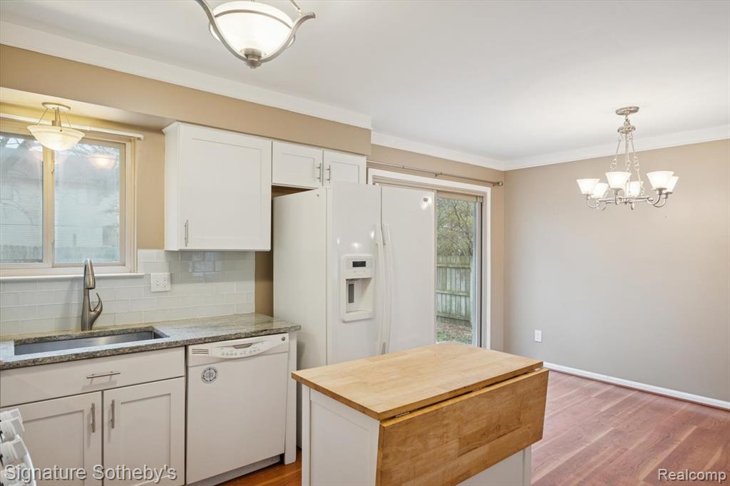 4254 Halkirk Drive, Waterford, MI — Photo 13