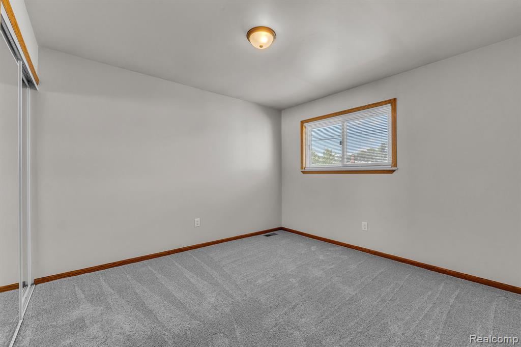 4197 Monroe Street, Dearborn Heights, MI 48125 — Photo 16