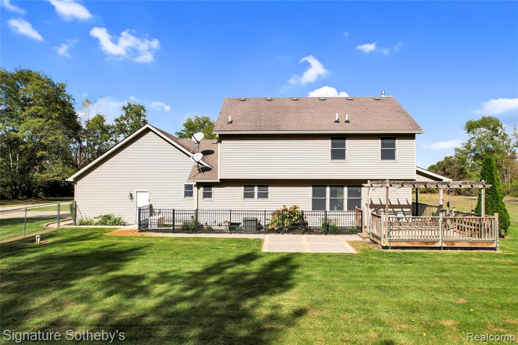 11275 W Coon Lake Road, Webberville, MI 48892 — Photo 51