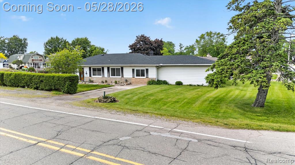 29886 Pointe Drive, Rockwood, MI — Photo 44