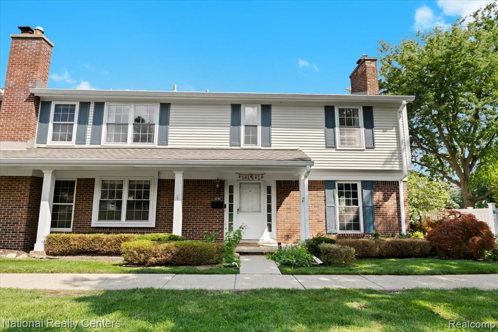 42142 Roscommon Street, Novi, MI 48167 — front exterior