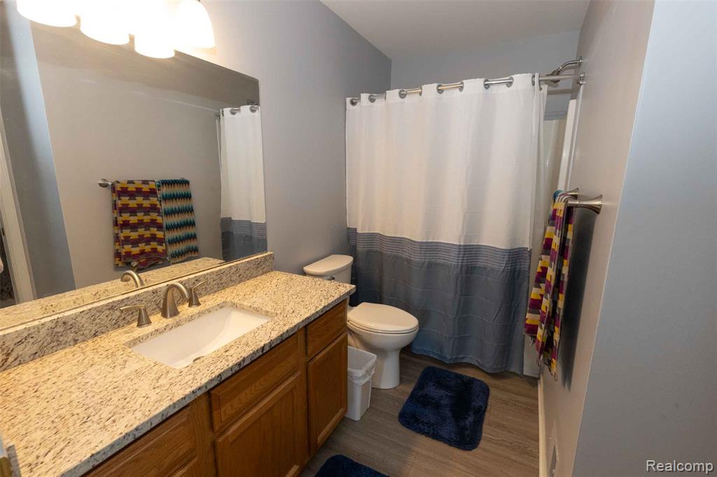 5058 Clintonville Pines Drive, Clarkston, MI — Photo 15