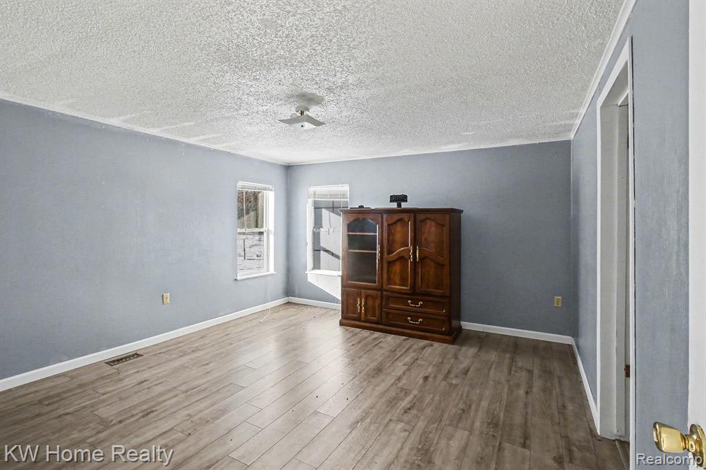 4038 Catlin Road, Columbiaville, MI 48421 — Photo 9