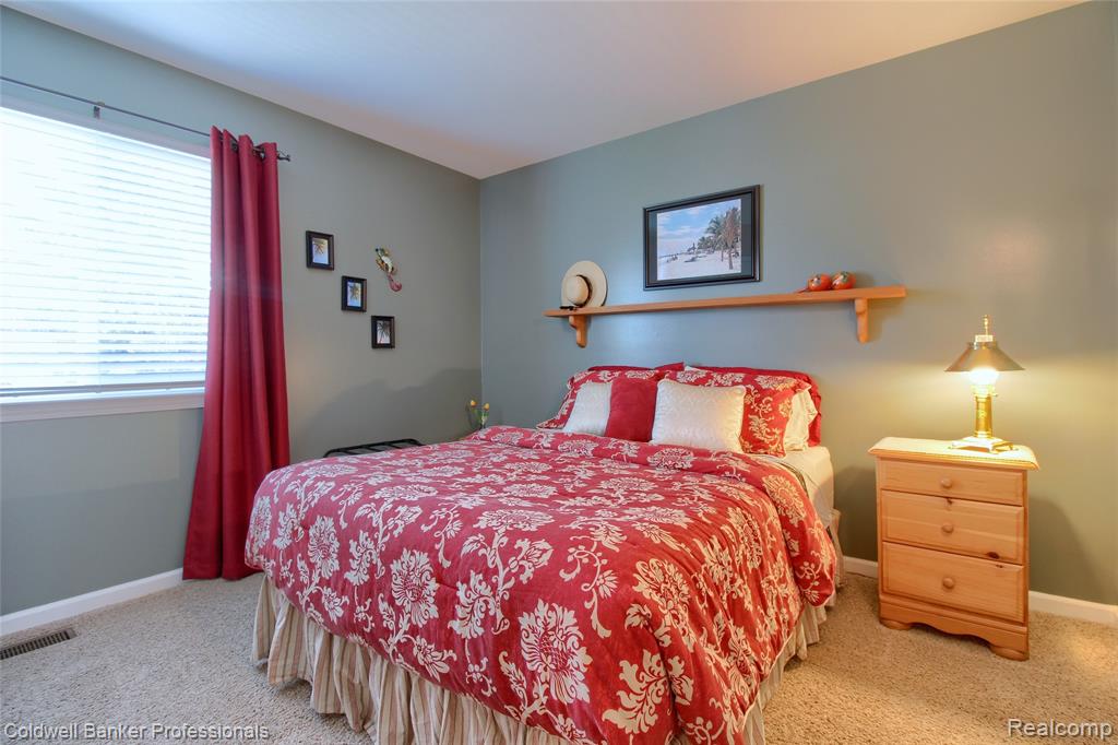 7749 Dover Drive, Ypsilanti, MI 48197 — Photo 20