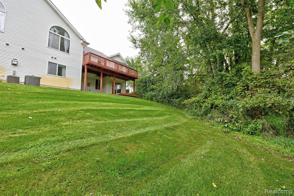 10154 HAWTHORNE RIDGE Road, Goodrich Vlg, MI — Photo 48