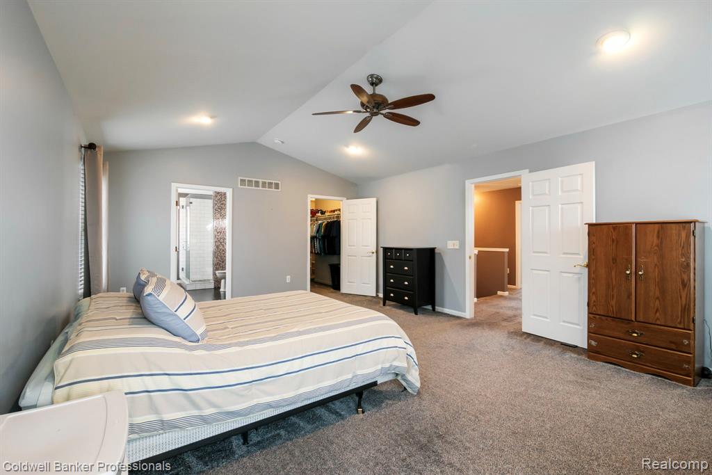 8525 Barrington Drive, Ypsilanti, MI 48198 — Photo 27