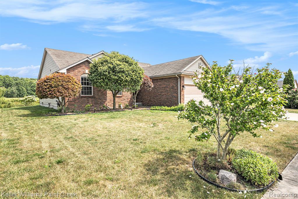 53544 Fox Pointe Drive, New Baltimore, MI 48047 — Photo 3