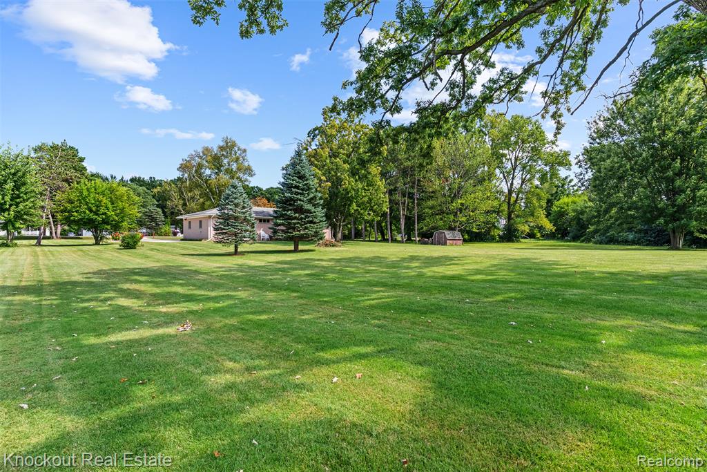 8439 Lewis Road, Mount Morris, MI 48458 — Photo 33