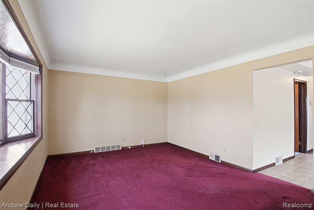 8460 Nightingale Street, Dearborn Heights, MI 48127 — Photo 2