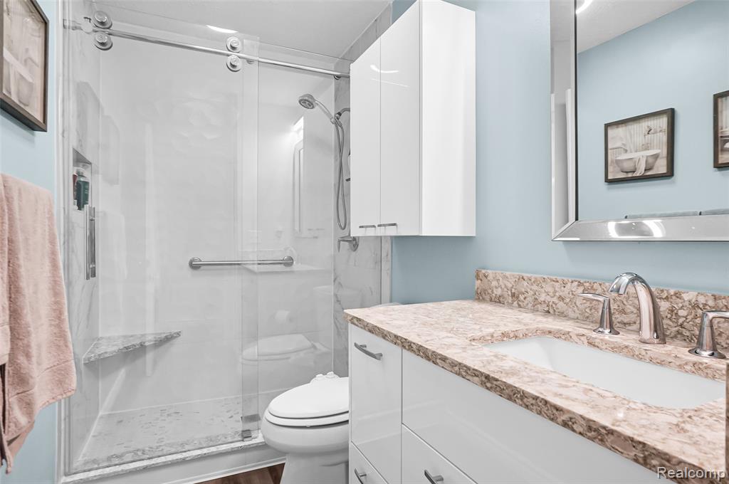 901 Ridge Road, Lake Orion, MI 48362 — Photo 40