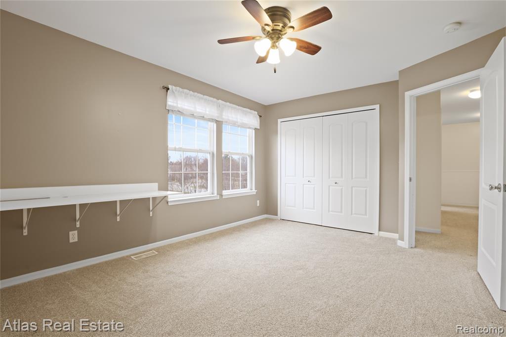 4028 Grand Oaks Court, Burton, MI 48519 — Photo 37