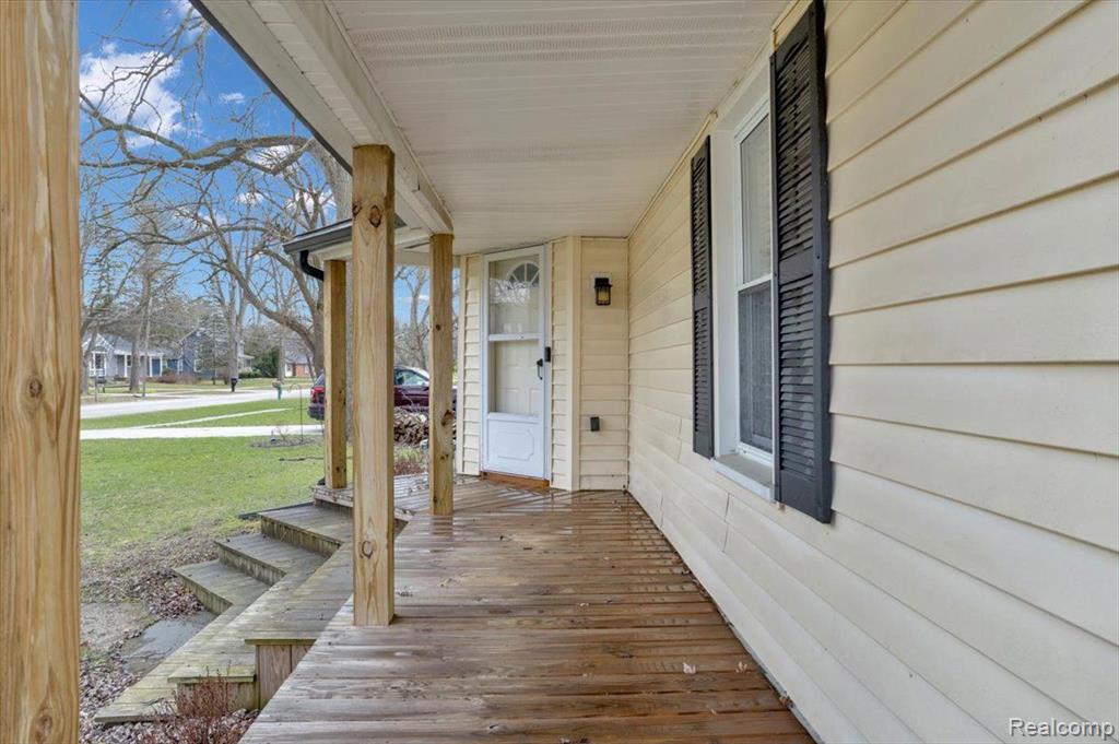 735 N MAIN Street, Almont, MI 48003 — Photo 5