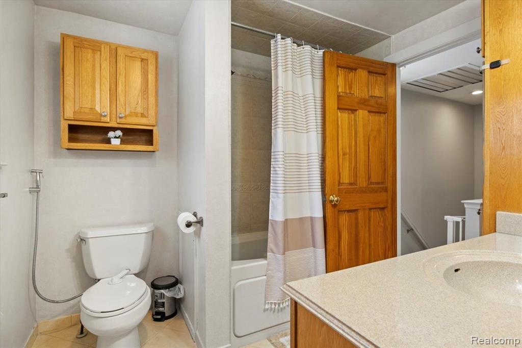 39663 WALES Street, Canton, MI 48188 — Photo 25