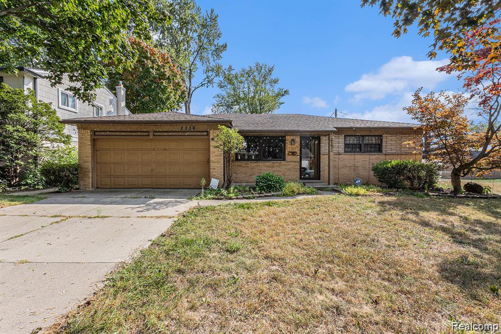 2338 Walter Avenue, Warren, MI 48092