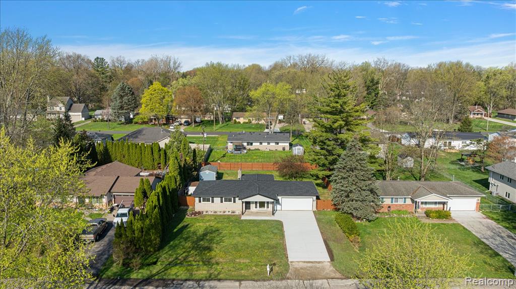 47349 Nita Drive, Utica, MI 48317 — Photo 5