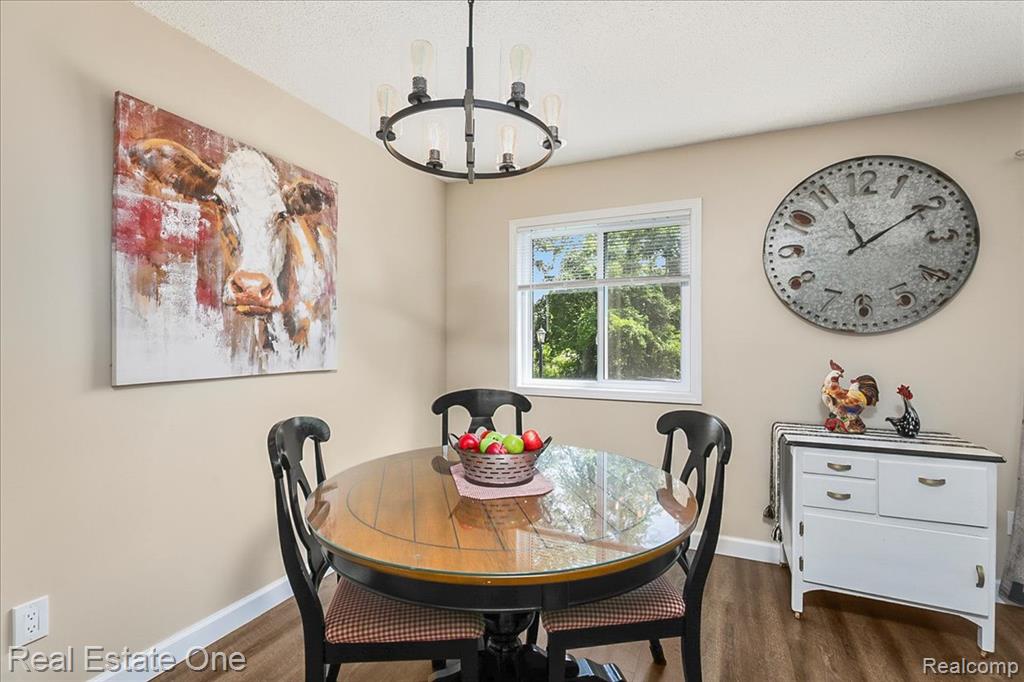 5291 Highland Road, 104, Waterford, MI 48327 — Photo 12