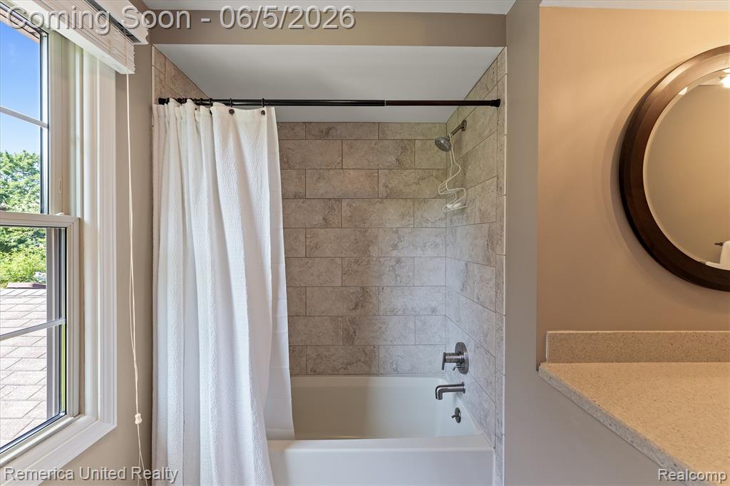 41300 Singh Boulevard, Novi, MI — Photo 45