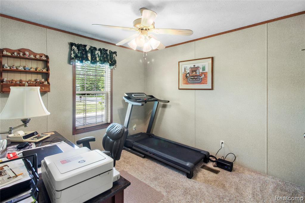 501 Kinloch, Temperance, MI 48182 — Photo 17