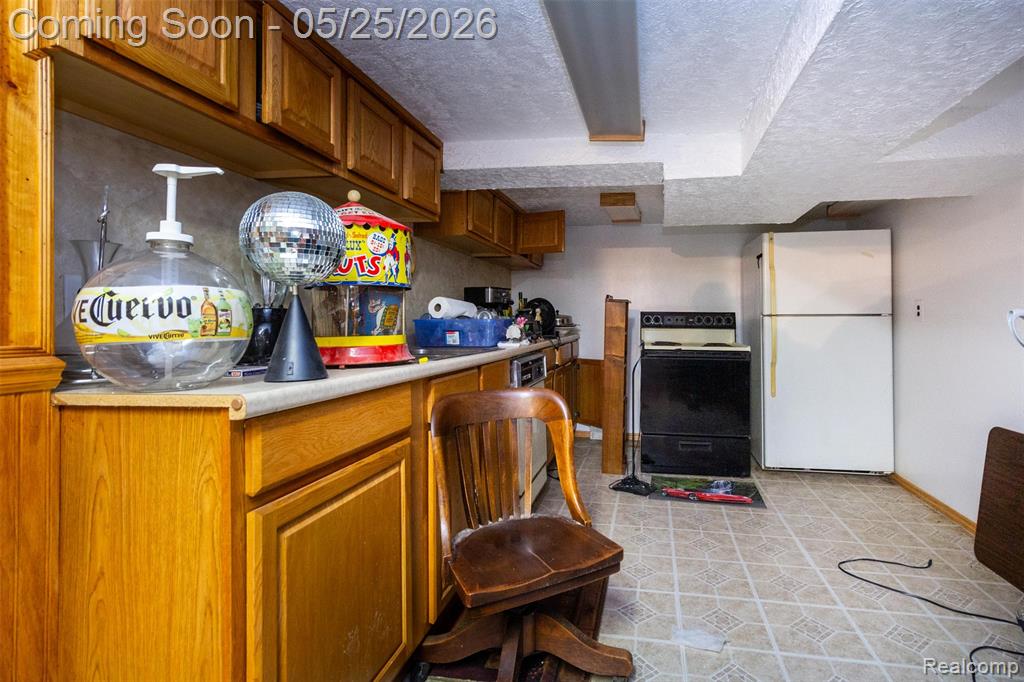 42928 Versailles Road, Canton, MI 48187 — Photo 38
