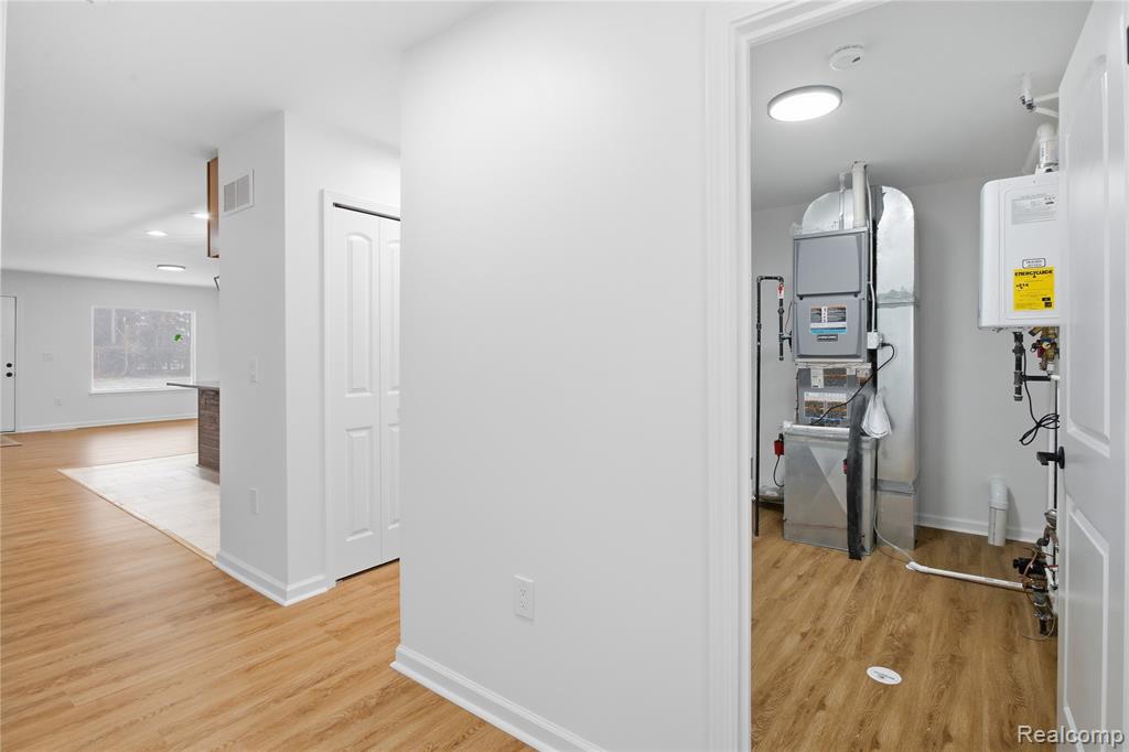 38047 Wabash Street, Romulus, MI 48174 — Photo 21