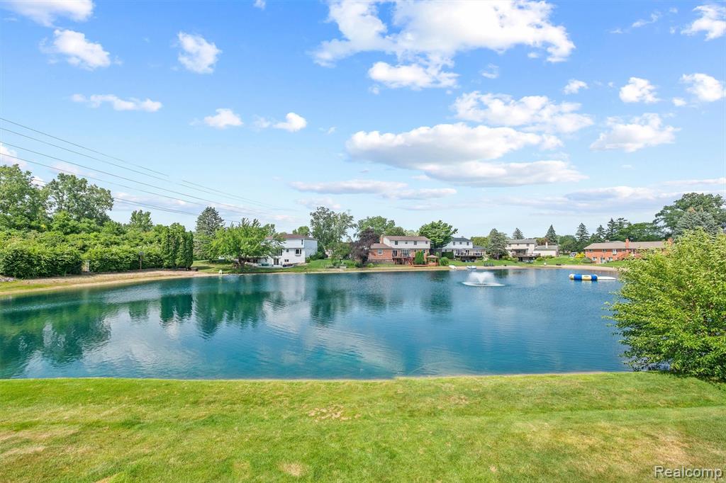 4041 TWIN LAKES Court, Shelby Twp, MI 48316 — Photo 42