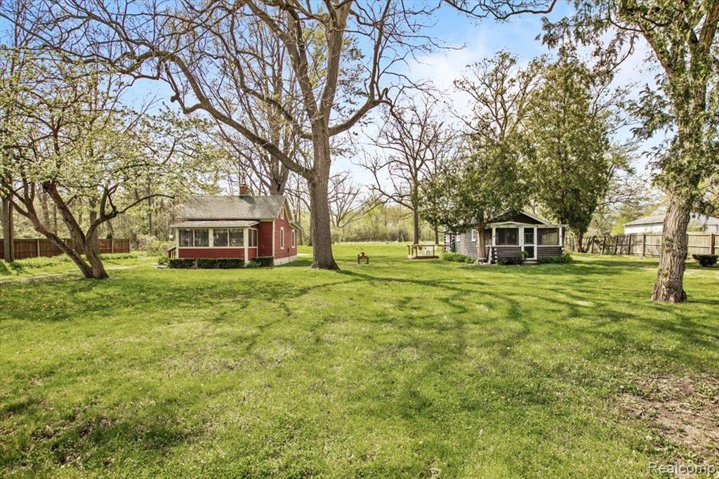8636 N RIVER Road, Cottrellville, MI — Photo 17