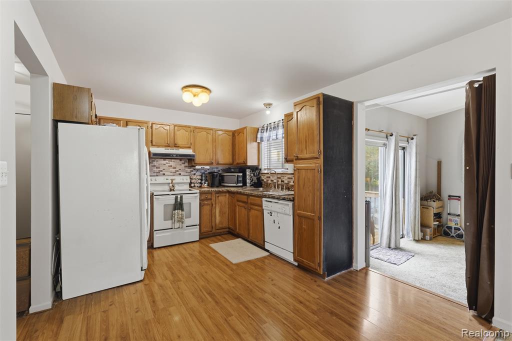 9293 Wildwood Lake Drive, Whitmore Lake, MI 48189 — Photo 13