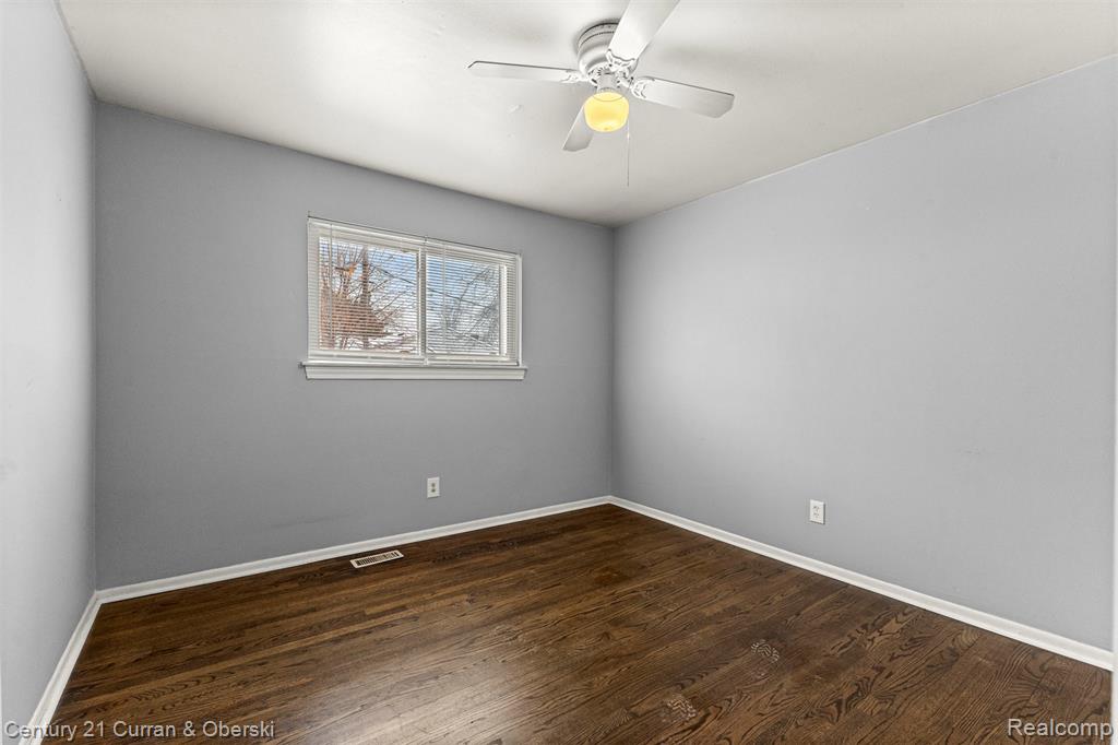 7140 Elm Street, Taylor, MI 48180 — Photo 11