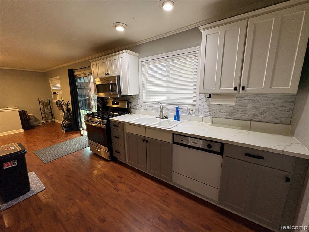 328 W Mt Morris Street, Mount Morris, MI 48458 — Photo 12