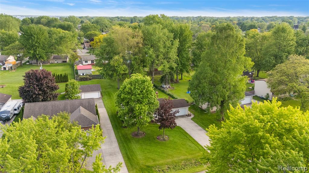48242 FORBES Drive, Chesterfield, MI 48047 — Photo 36