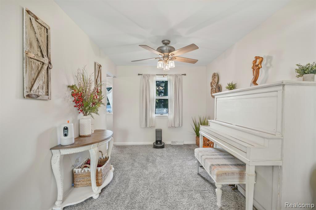 682 Zehnder Drive, Frankenmuth, MI 48734 — Photo 24
