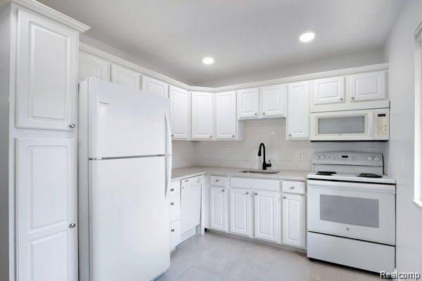 516 NEFF Lane, Grosse Pointe, MI 48230 — Photo 6