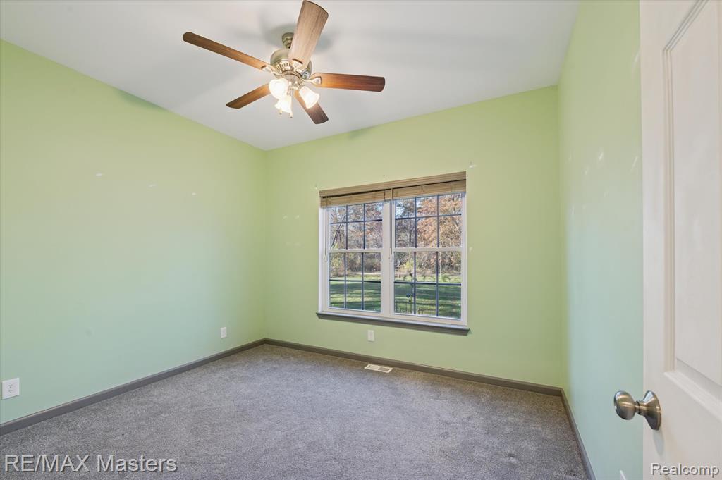 25845 Martinsville Road, New Boston, MI 48164 — Photo 22
