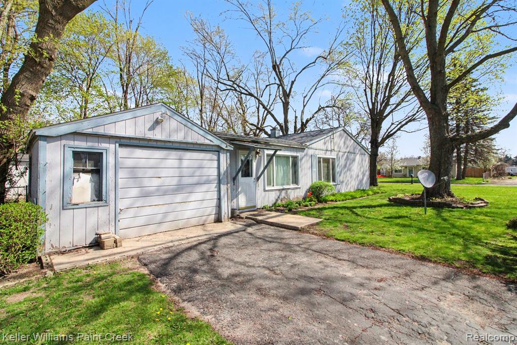 3503 Minton Road, Lake Orion, MI — Photo 14