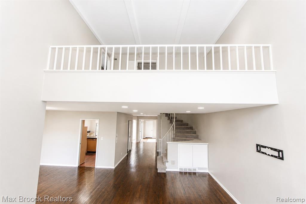 7139 Creeks Crossing, West Bloomfield, MI — Photo 14